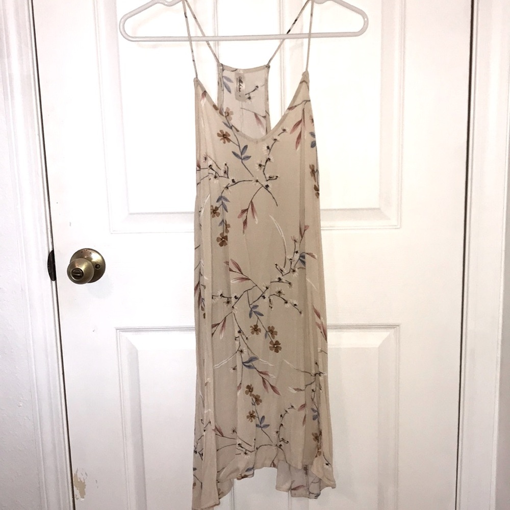 Mahina dress size large